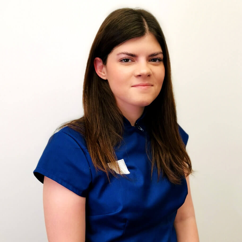 PROHAARKLINIK für Haartransplantation - Haartransplantationsspezialistin: Dr. Rebeka Páli